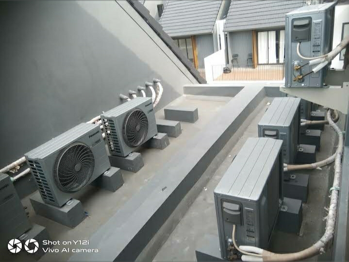 Outdoor AC terpasang